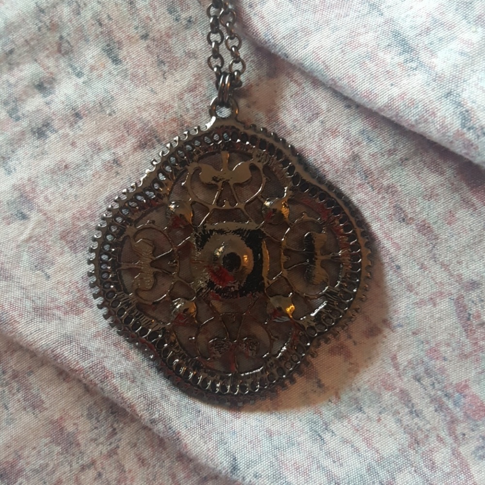 Necklace - Picture 5 of 5